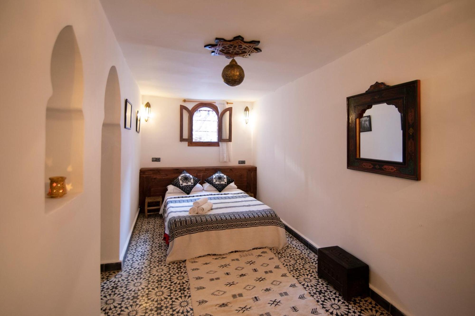 Dar Yamina Andalusi Hotel เชฟชาอูน ภายนอก รูปภาพ